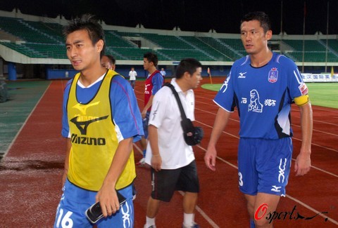 列维谈解雇澳波：热刺必须在所有战线赢球，英超成绩说明一切（列维谈炒澳波：热刺各线都要赢，英超战绩就是答案）