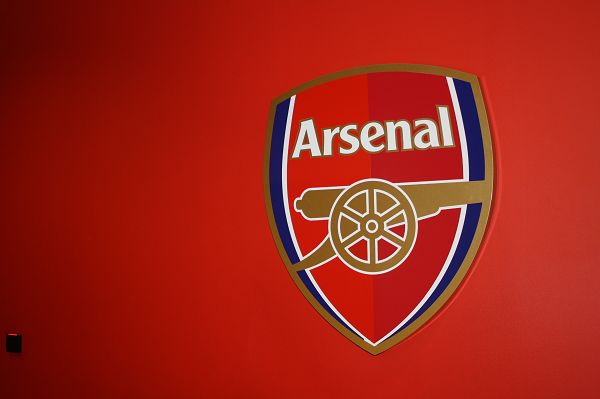 记者：申花本周二结束假期，重新集结备战今年的亚冠收官战（记者：申花将于周二收假再集结，备战今年亚冠收官战）