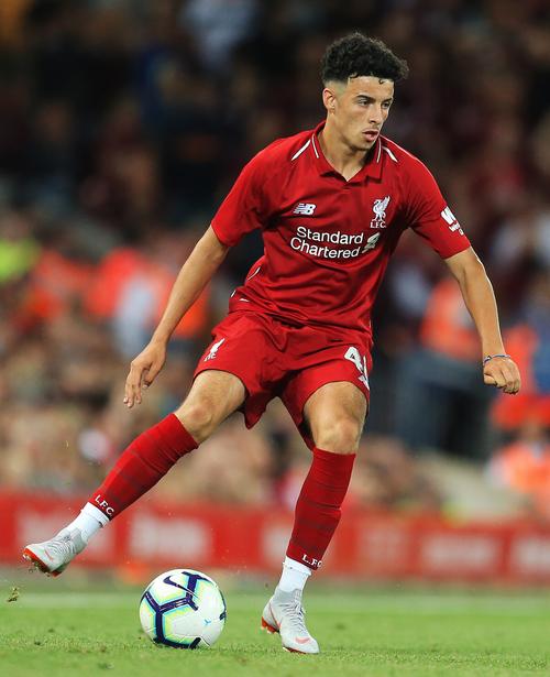 F1阿布扎比排位战报：维斯塔潘强势夺杆，诺里斯第2，皮亚斯特里第3（F1阿布扎比排位赛：维斯塔潘夺杆位，诺里斯第二，皮亚斯特里第三）