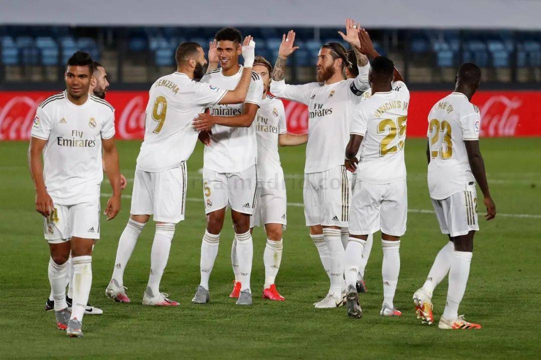 小武磊！15岁中国新星在西甲豪门爆发，12场造9球（15岁中国新星闪耀西甲豪门：12场贡献9球，被称“小武磊”）