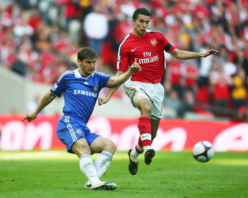 与去年排名相同，北京国安与山东泰山分别锁定中超第四第五