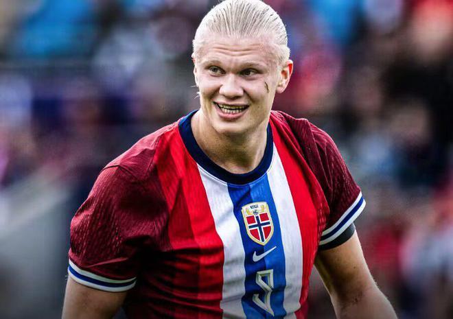 阿森纳为巴黎当红新援强势出击，利物浦加入争夺战引发激烈竞争