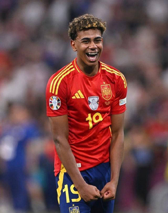 德甲战报：舍弗破门制胜，柏林联合1-0战胜科隆（德甲：舍弗一锤定音，柏林联合1-0力克科隆）