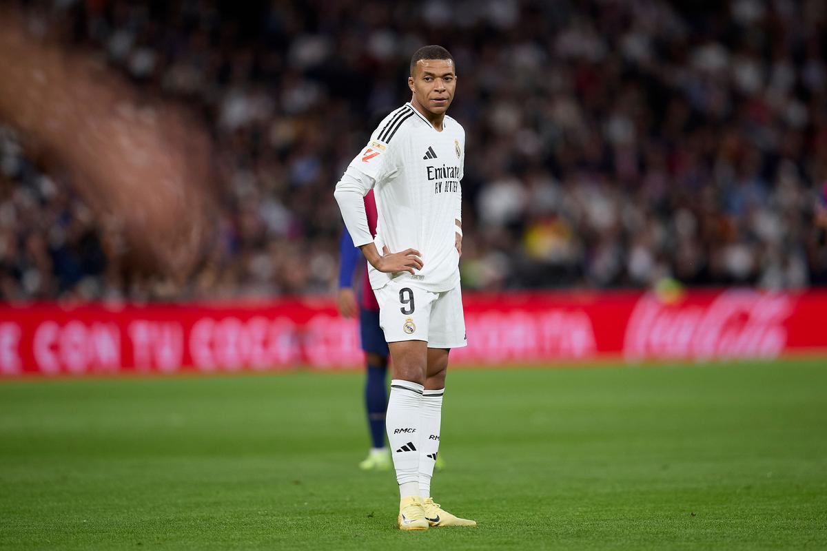 重庆铜梁龙总经理：明年中超主场有几个不同的选择，暂未确定（重庆铜梁龙总：明年中超主场多方案待定）