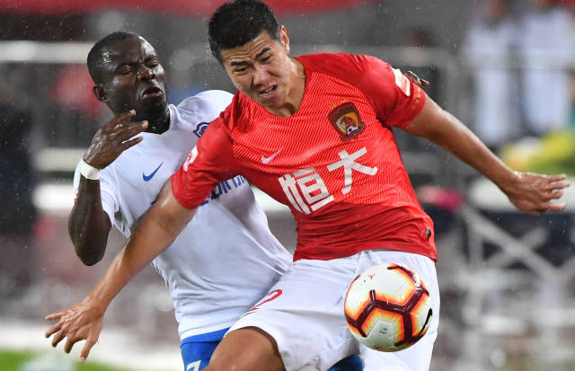 韩K联半场：奥利维拉、李昌龙破门，安养暂2-0大邱（半场战报：安养暂2-0领先大邱，奥利维拉与李昌龙建功）