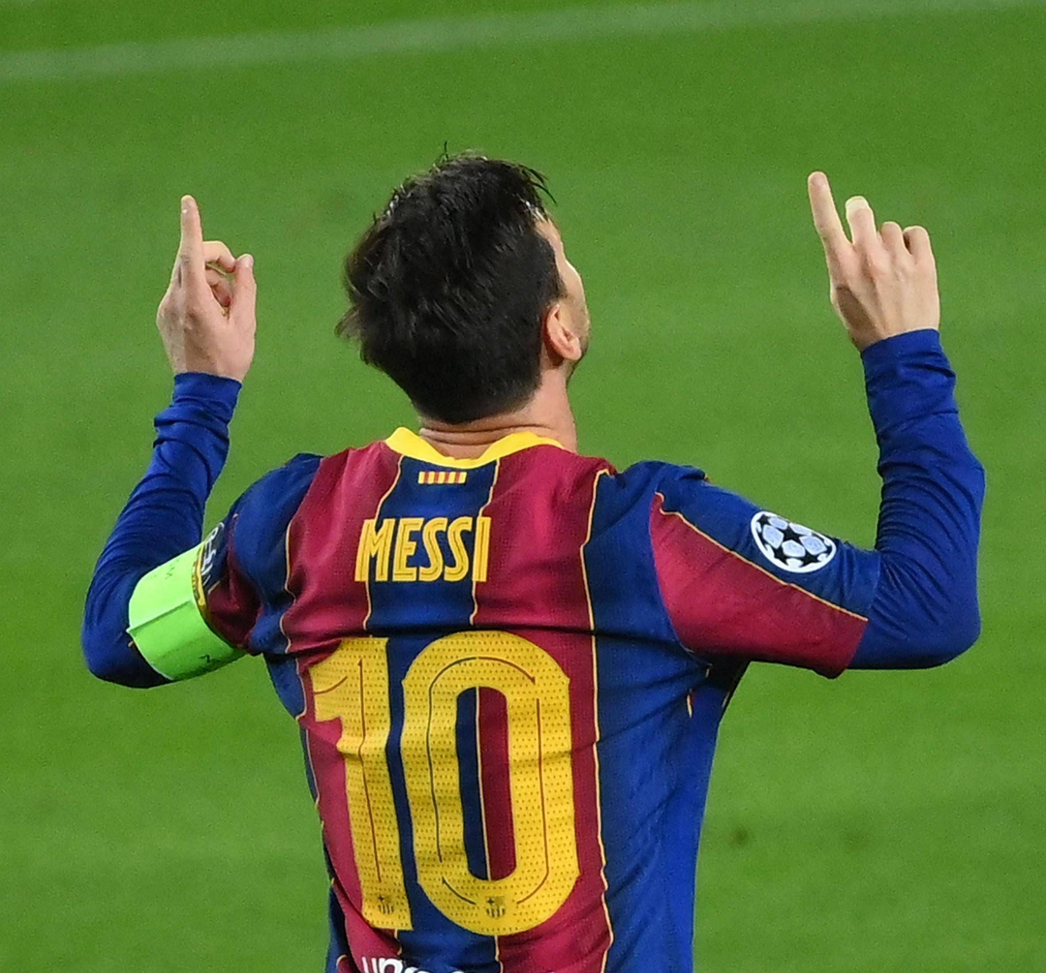 巴恩斯成近12年来，首位英超对曼城完成双响的纽卡球员