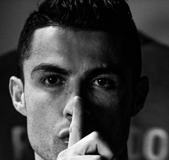 邮报：水晶宫和富勒姆关注沃特福德边锋瓦塔，标价约2000万镑（每日邮报：水晶宫与富勒姆有意引进沃特福德边锋瓦塔，身价约2000万英镑）