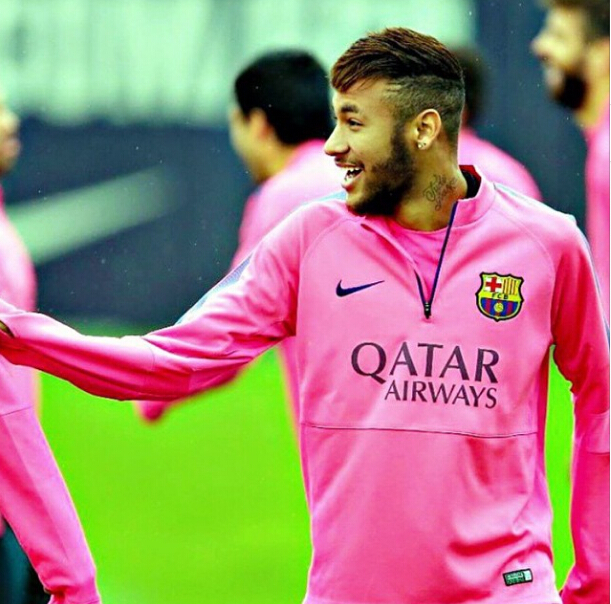 记者：中英青训交流会上对15天7赛进行了反思，会给球员带来风险（记者：中英青训交流会反思“15天7赛”，警示球员风险）