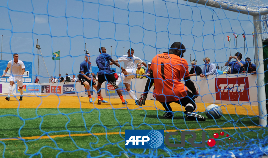 说唱歌手GAI祝贺铜梁龙冲超成功，官方回复：GAI哥我们做到了