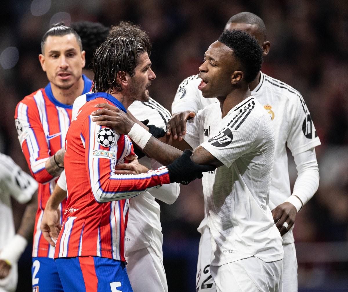 世预赛破门，若昂-内维斯斩获葡萄牙国家队生涯首球